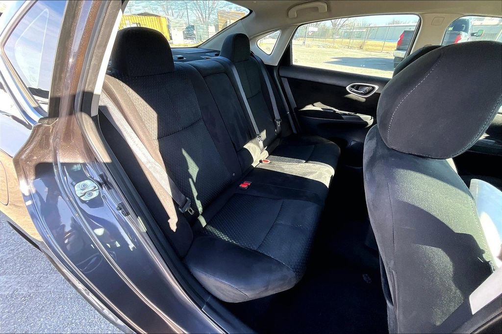 Used 2015 Nissan Sentra SR image 36