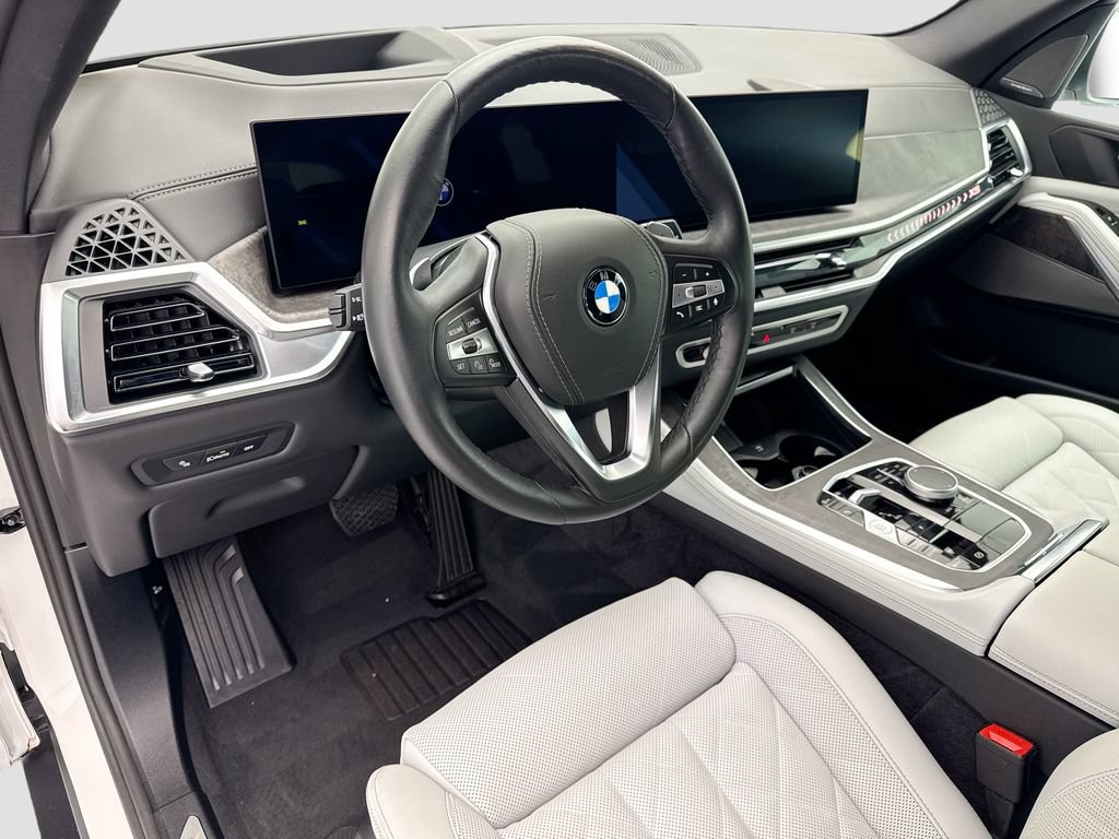 Used 2026 BMW X5 sDrive40i RWD image 9