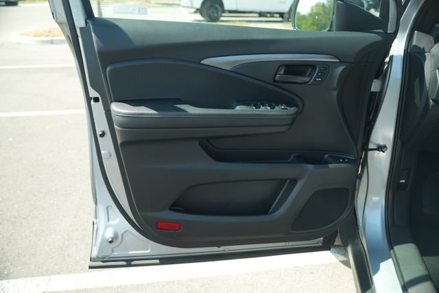 Used 2023 Honda Passport EX-L image 14