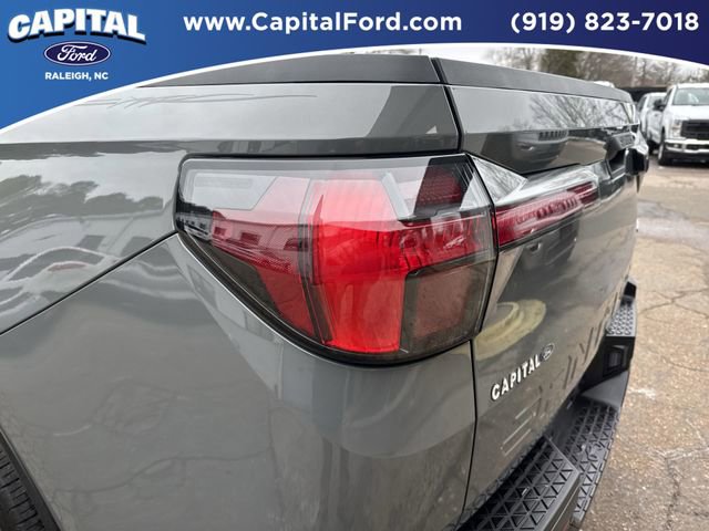 Used 2022 Hyundai Santa Cruz SEL Premium image 14