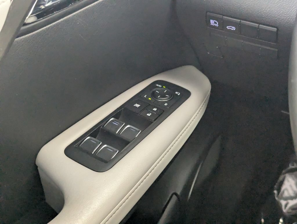 Used 2020 Lexus RX 350 FWD w/ Accessory Package image 16