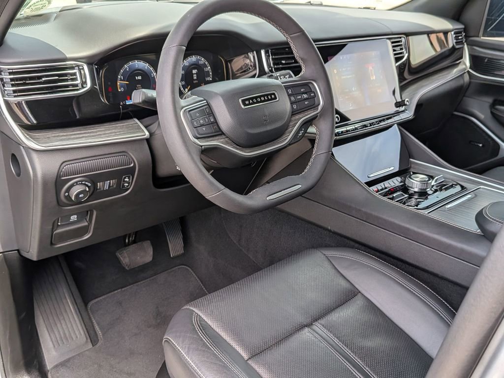 Used 2024 Jeep Wagoneer Series III w/ Convenience Group I AWD/4WD image 34