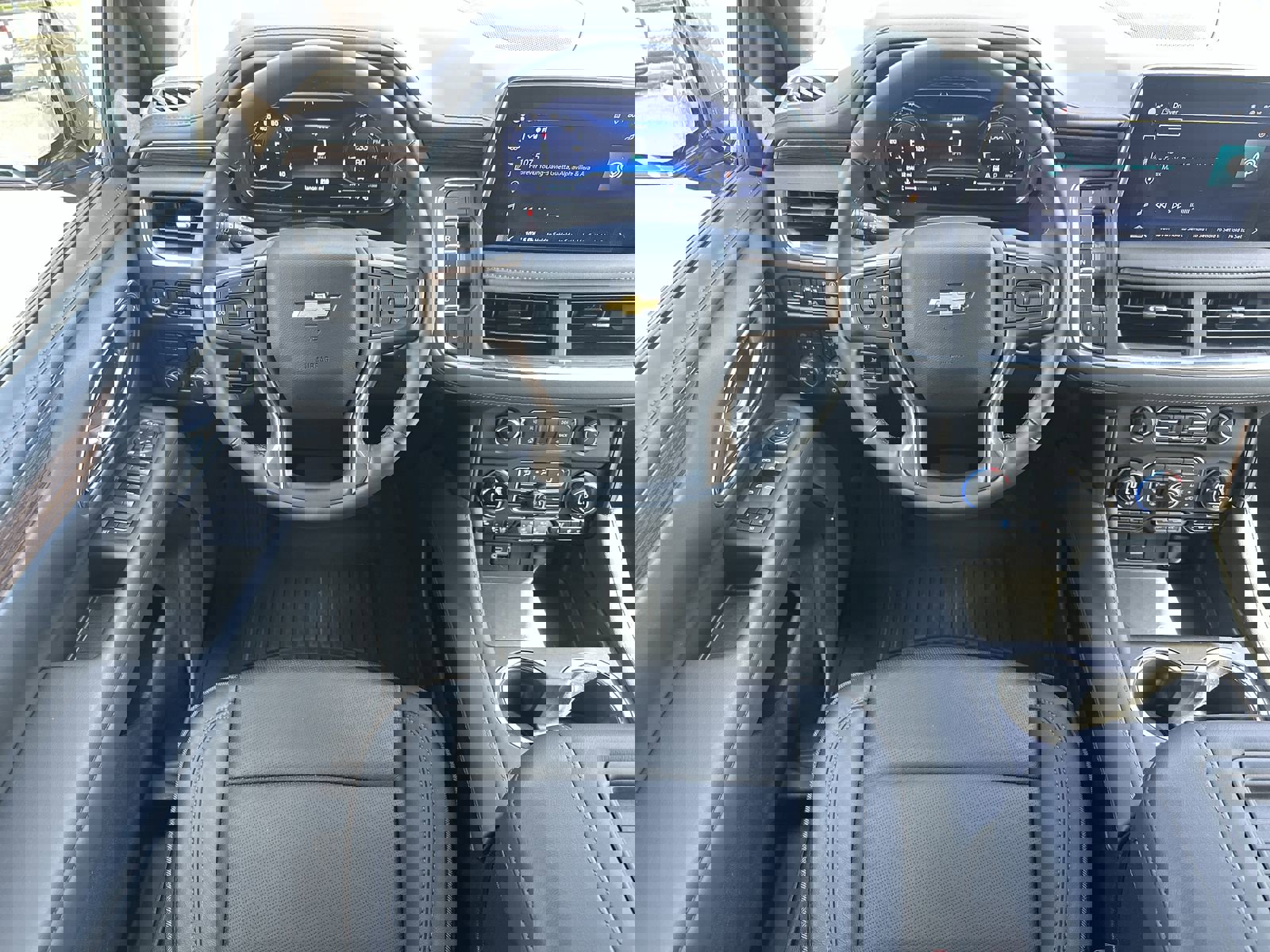 Used 2024 Chevrolet Tahoe High Country w/ Premium Package image 17