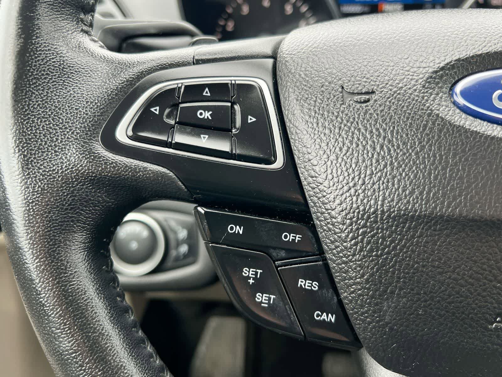 Used 2018 Ford Escape Titanium AWD/4WD image 23