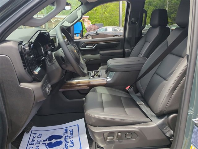New 2025 Chevrolet Silverado 2500 LT image 19