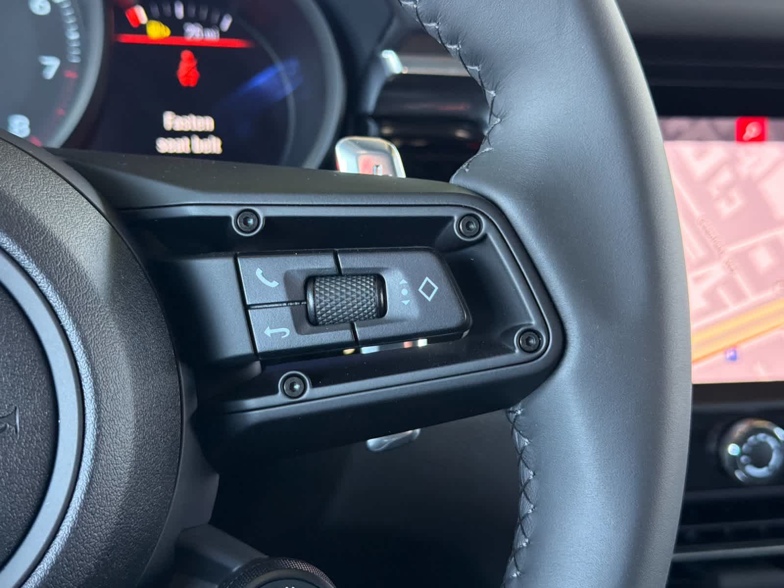 New 2026 Porsche Macan AWD/4WD image 27