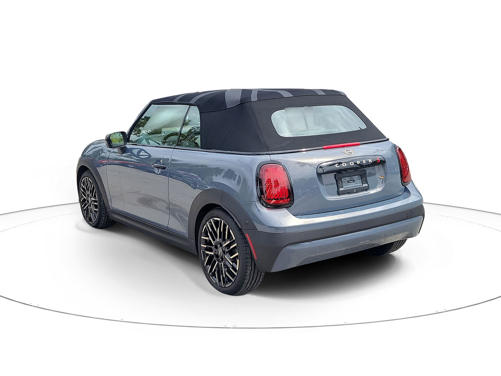 Used 2025 MINI Cooper S image 3