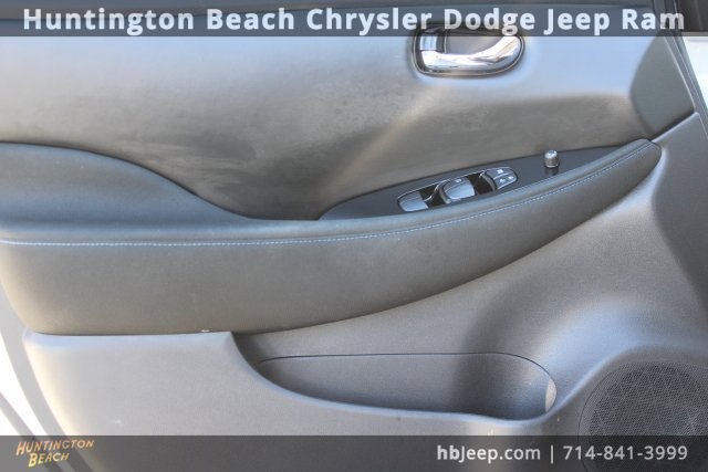 Used 2022 Nissan Leaf SV image 11