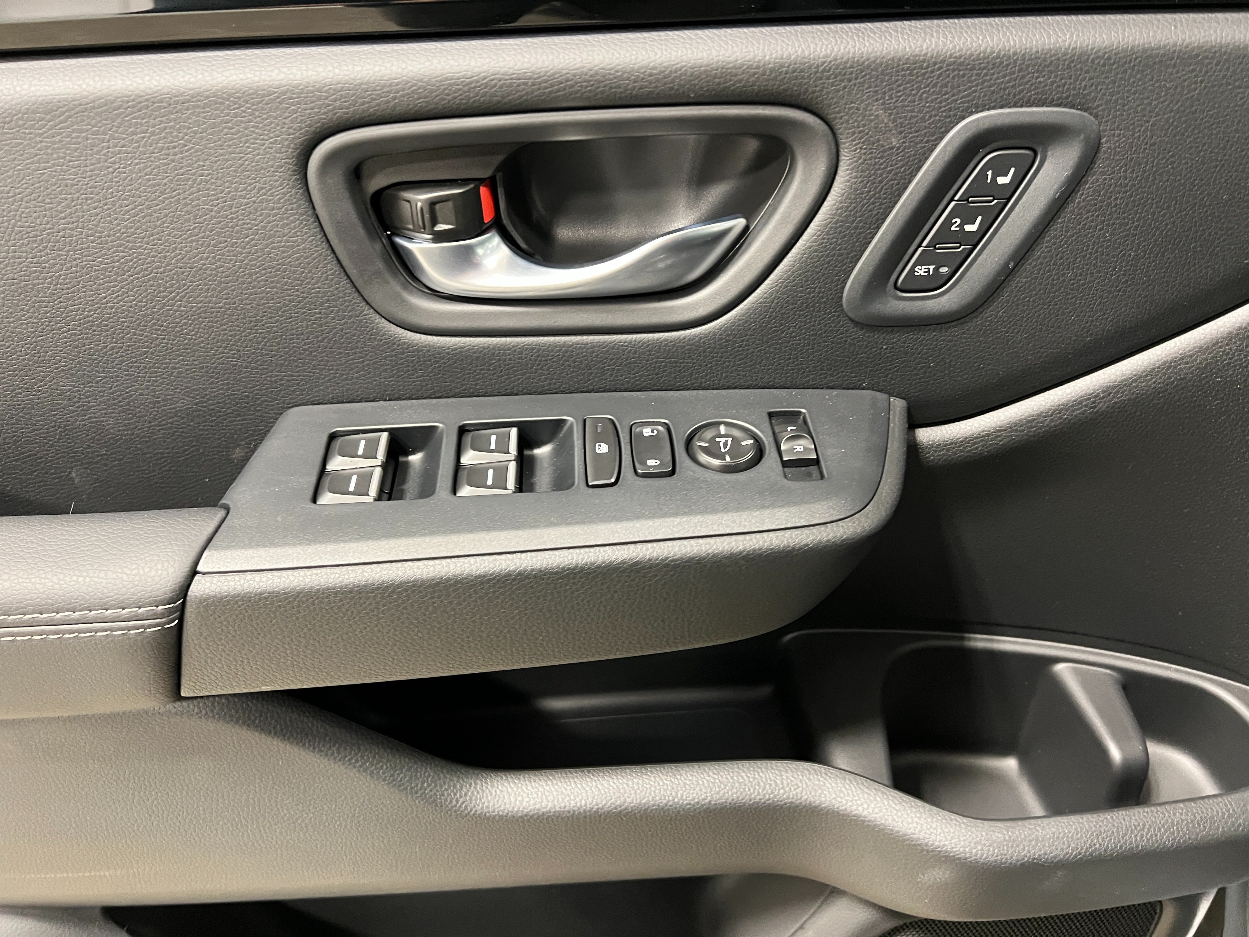 New 2025 Honda Pilot Touring image 17