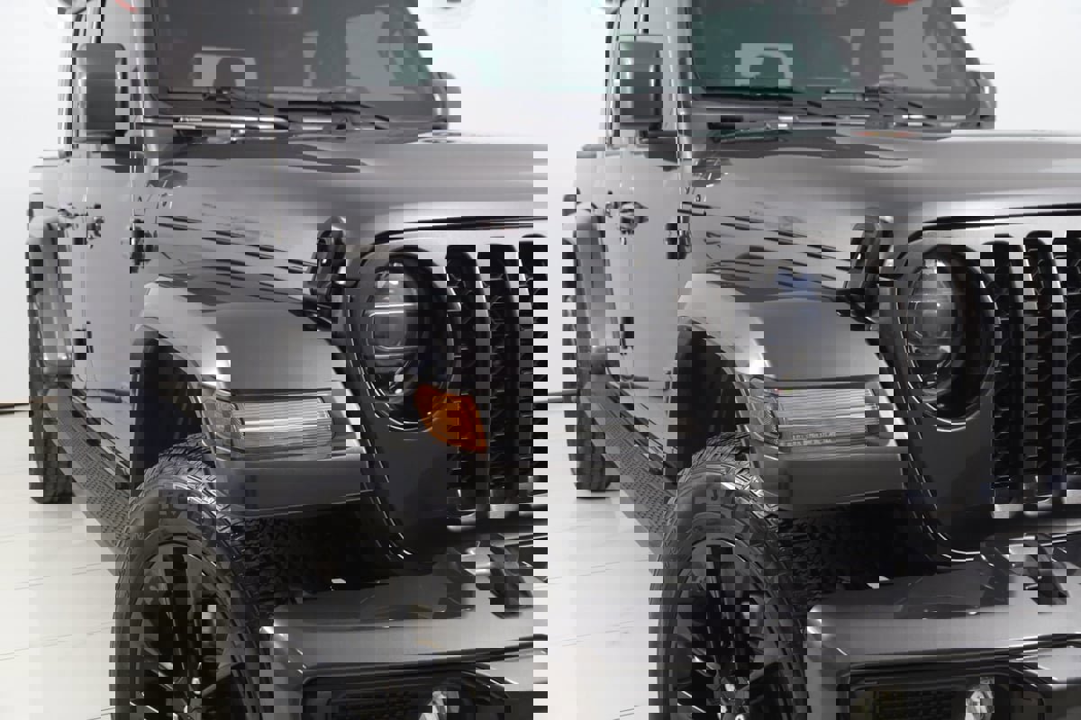 Used 2021 Jeep Gladiator Overland image 15