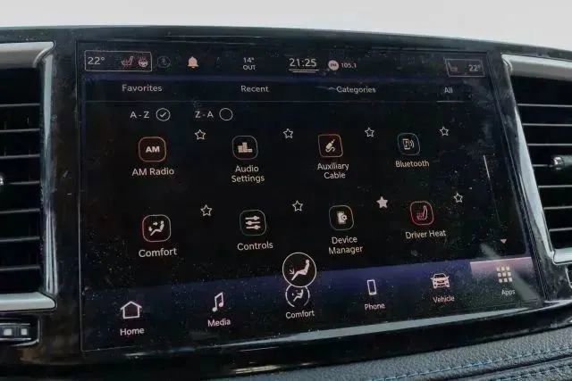 Used 2021 Chrysler Pacifica Touring-L image 32