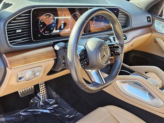Used 2024 Mercedes-Benz GLS 450 4MATIC image 10