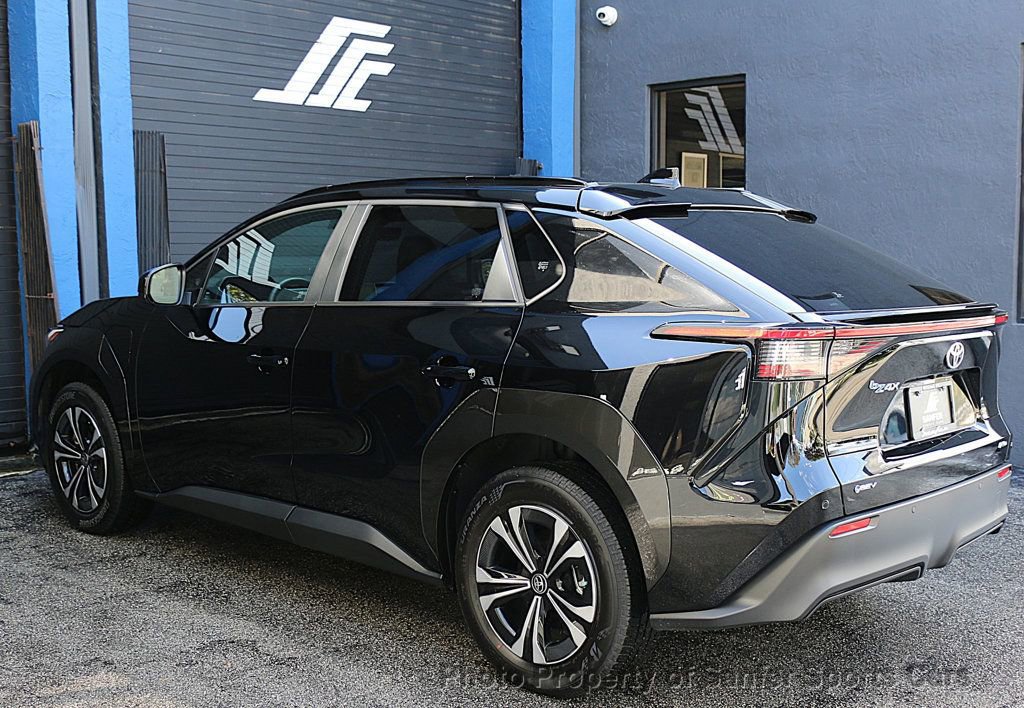 Used 2025 Toyota bZ4X AWD w/ Weather Package image 6