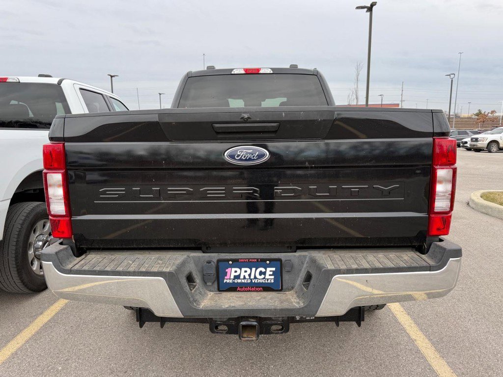 Used 2021 Ford F250 XLT w/ FX4 Off-Road Package image 4