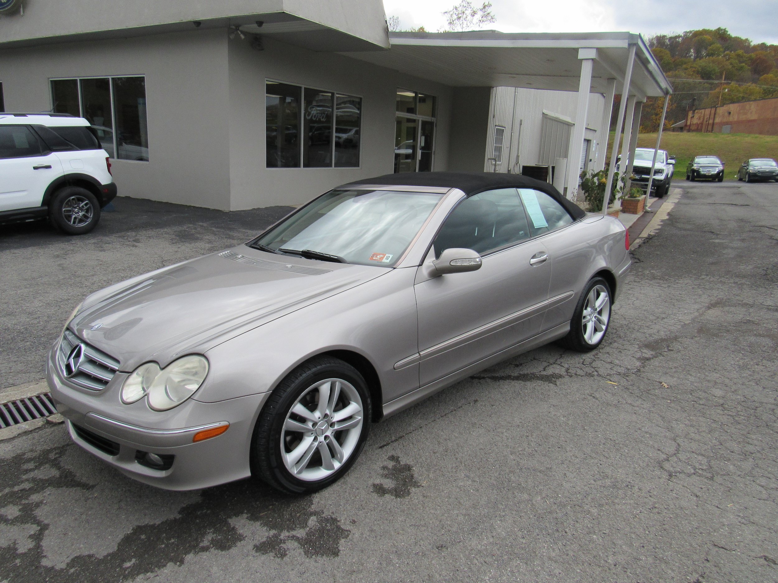 Used 2006 Mercedes-Benz CLK 350 Cabriolet image 2