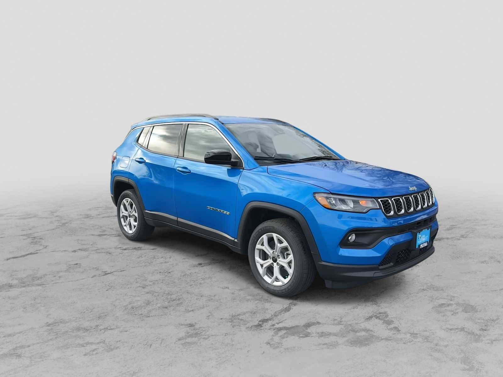 New 2026 Jeep Compass Latitude image 2