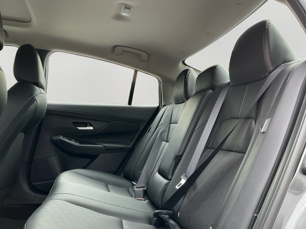 New 2026 Nissan Sentra SR w/ SR Premium Package FWD image 15