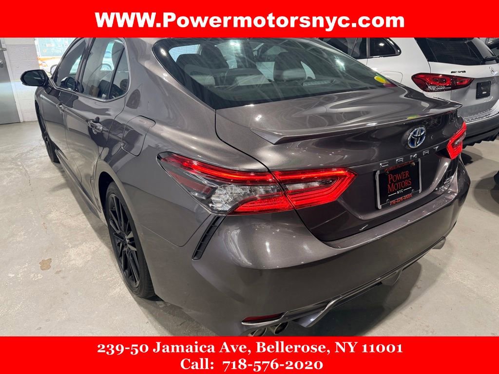 Used 2022 Toyota Camry XSE w/ Cold Weather Package FWD image 2