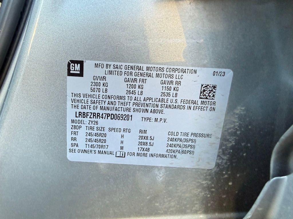 Used 2023 Buick Envision Avenir FWD image 31