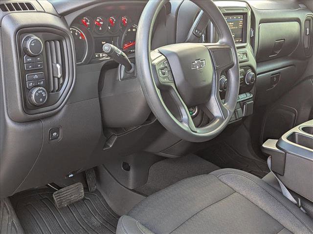 Used 2025 Chevrolet Silverado 1500 Custom Trail Boss w/ Turbomax Blackout Package image 9