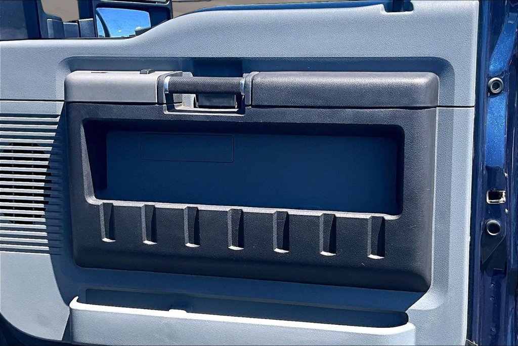 Used 2016 Ford F250 XLT w/ Snow Plow Prep Package AWD/4WD image 21