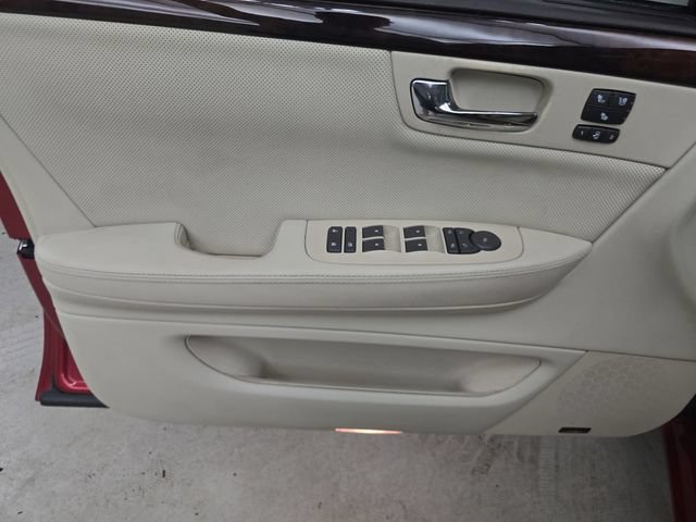 Used 2009 Cadillac DTS Performance FWD image 26