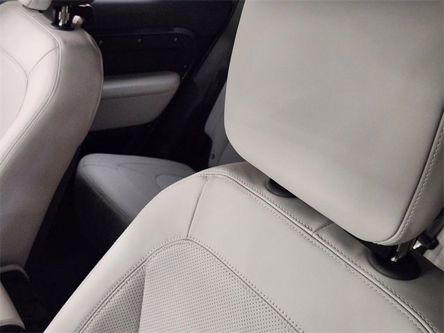 Used 2026 Land Rover Defender 110 S image 14