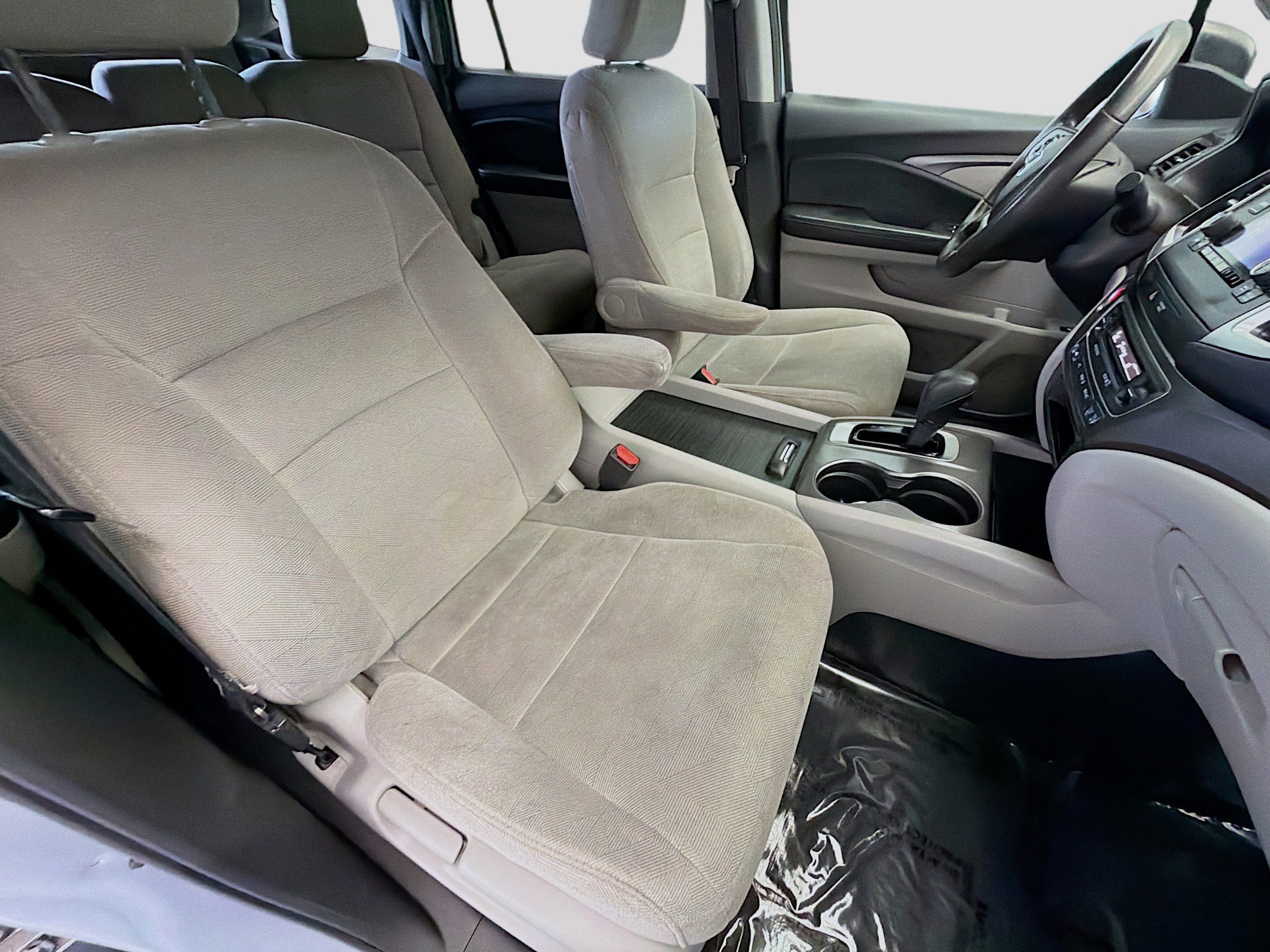 Used 2020 Honda Pilot LX image 15