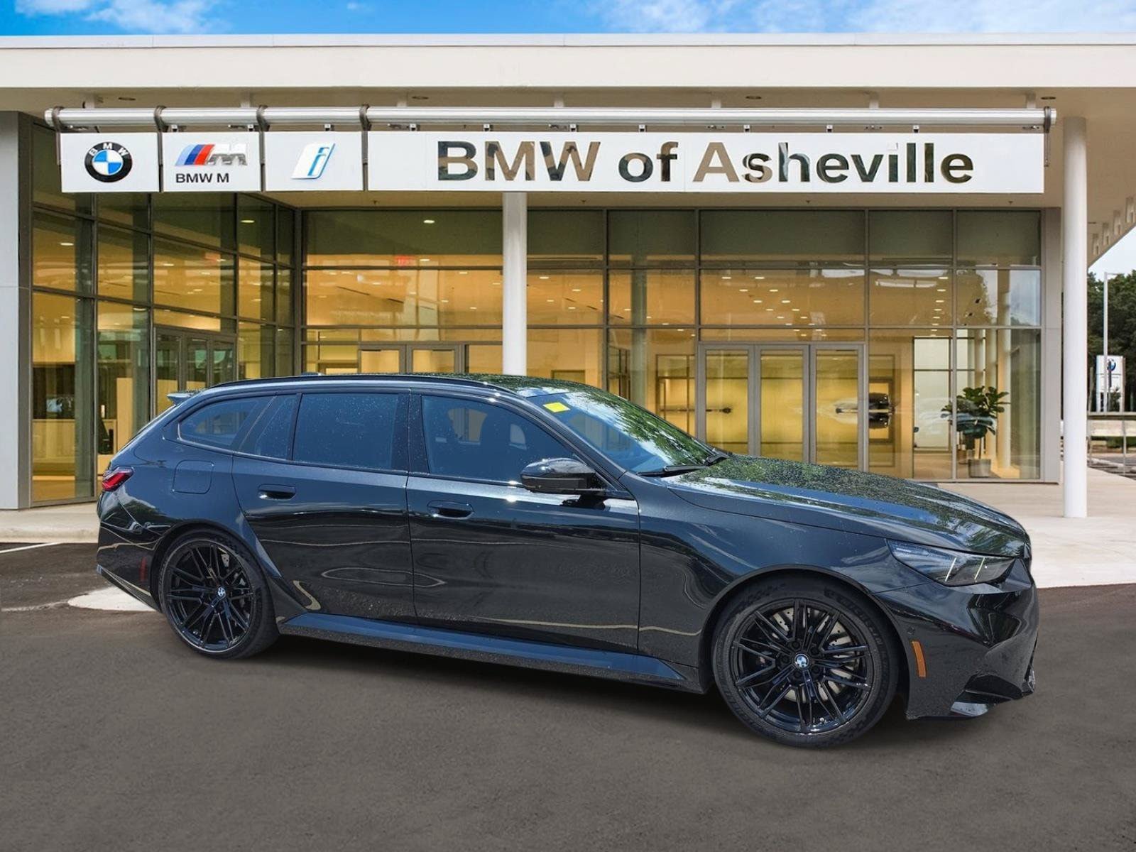 Used 2026 BMW M5 Touring w/ M Driver's Package AWD/4WD video 1
