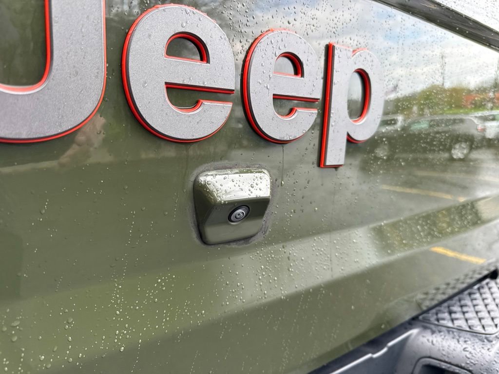 Used 2021 Jeep Gladiator Mojave AWD/4WD image 13