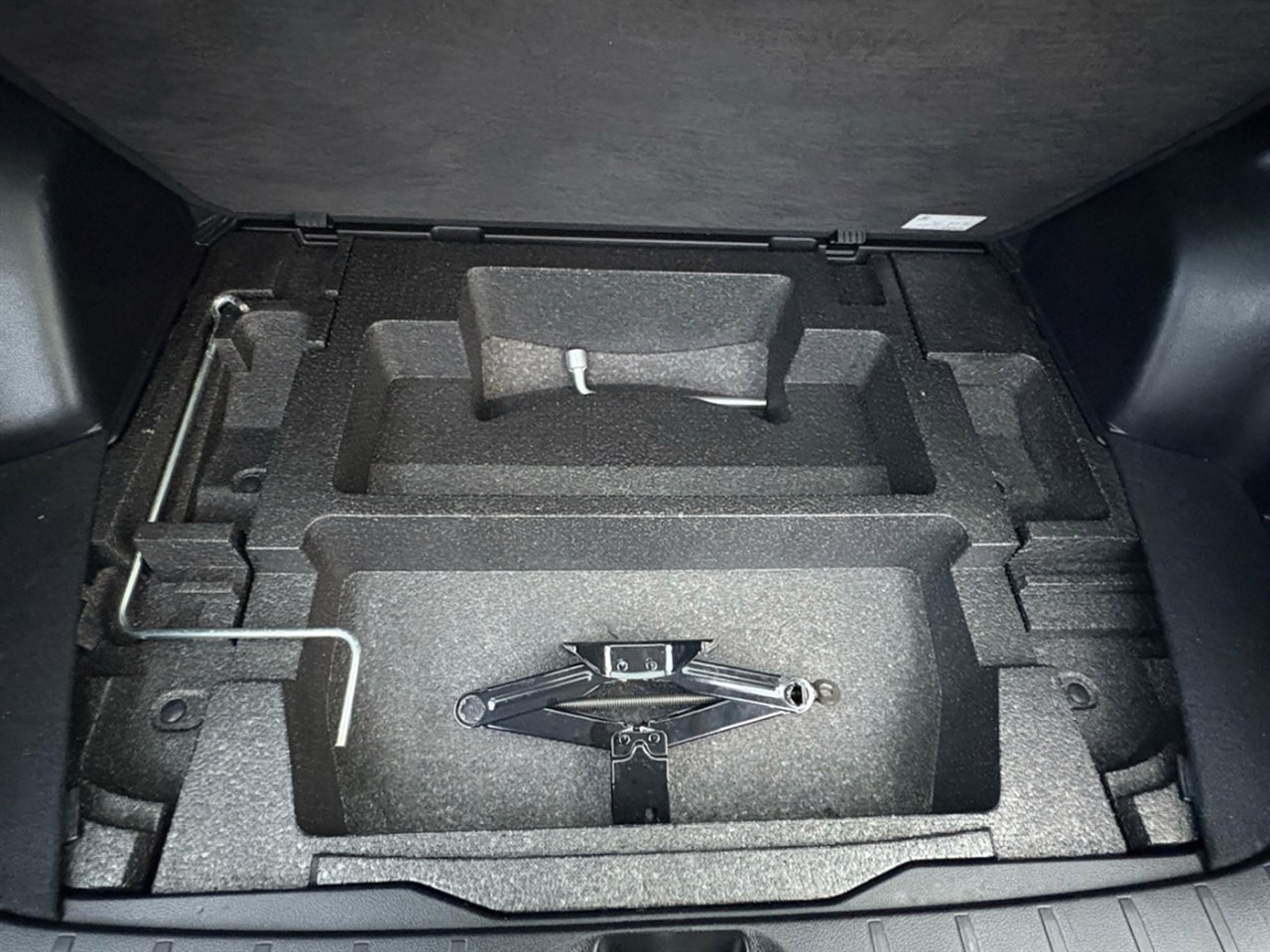 Used 2016 Subaru Forester 2.5i Premium image 45