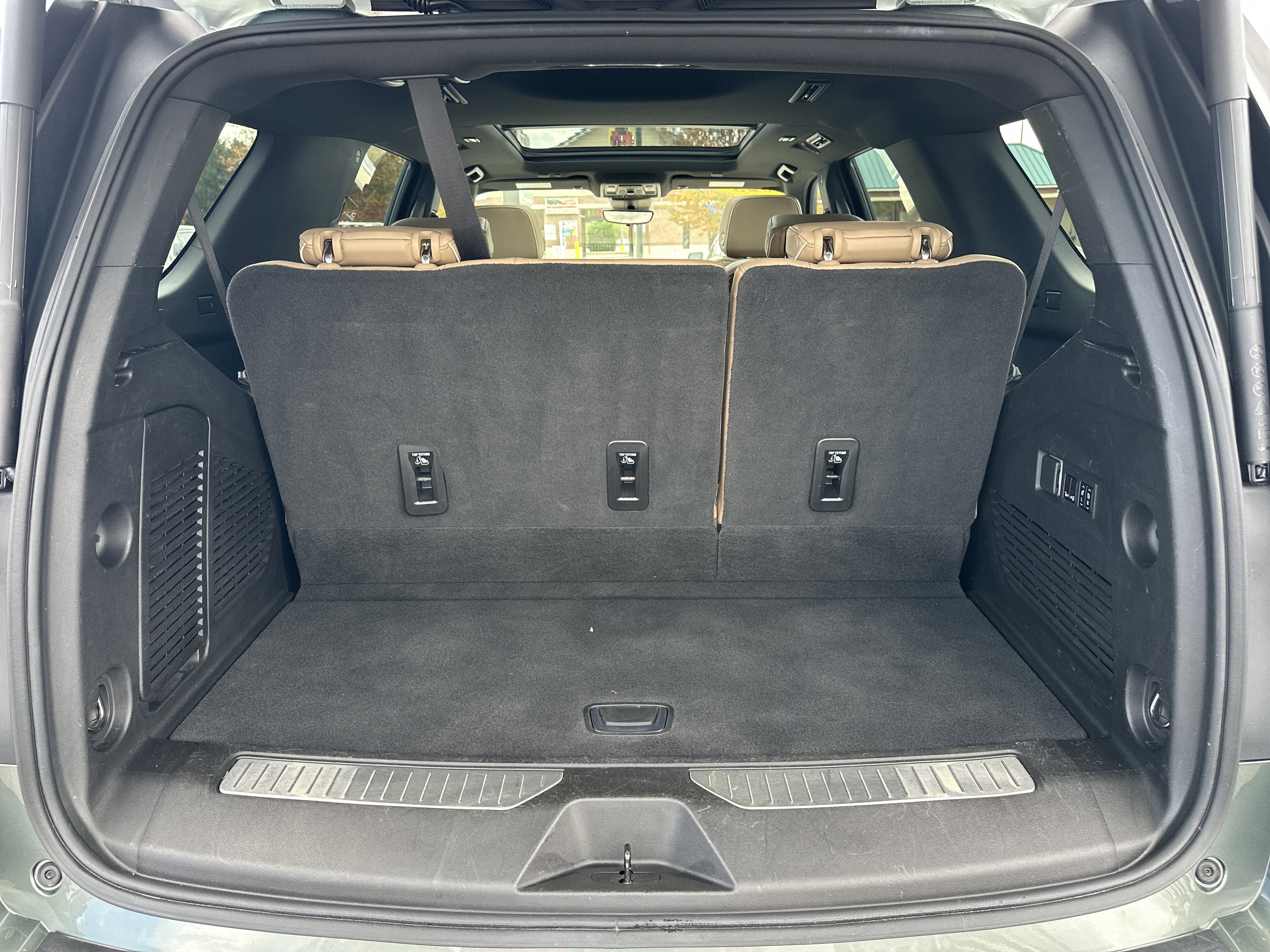 Certified 2023 Chevrolet Tahoe Premier w/ Premium Package 2 image 19