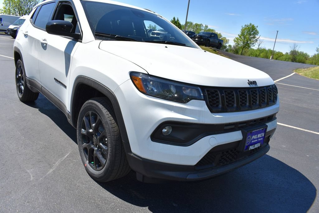 New 2026 Jeep Compass Latitude AWD/4WD image 2