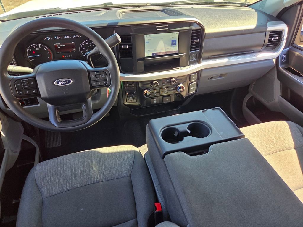 Used 2025 Ford F250 XLT image 8