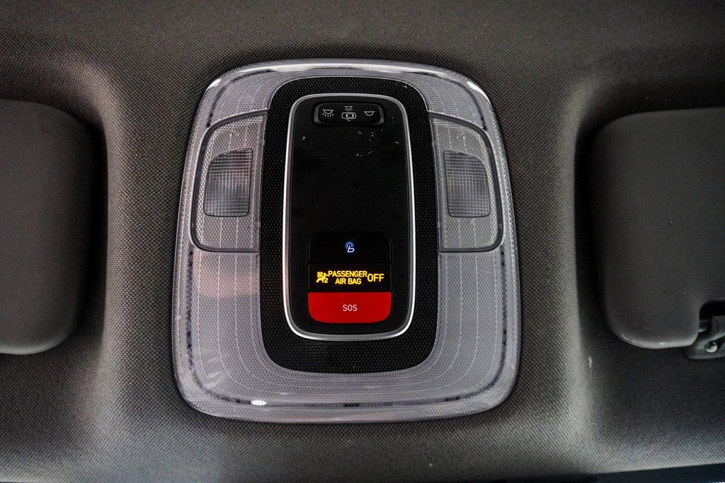 Used 2022 Hyundai Elantra SEL image 25