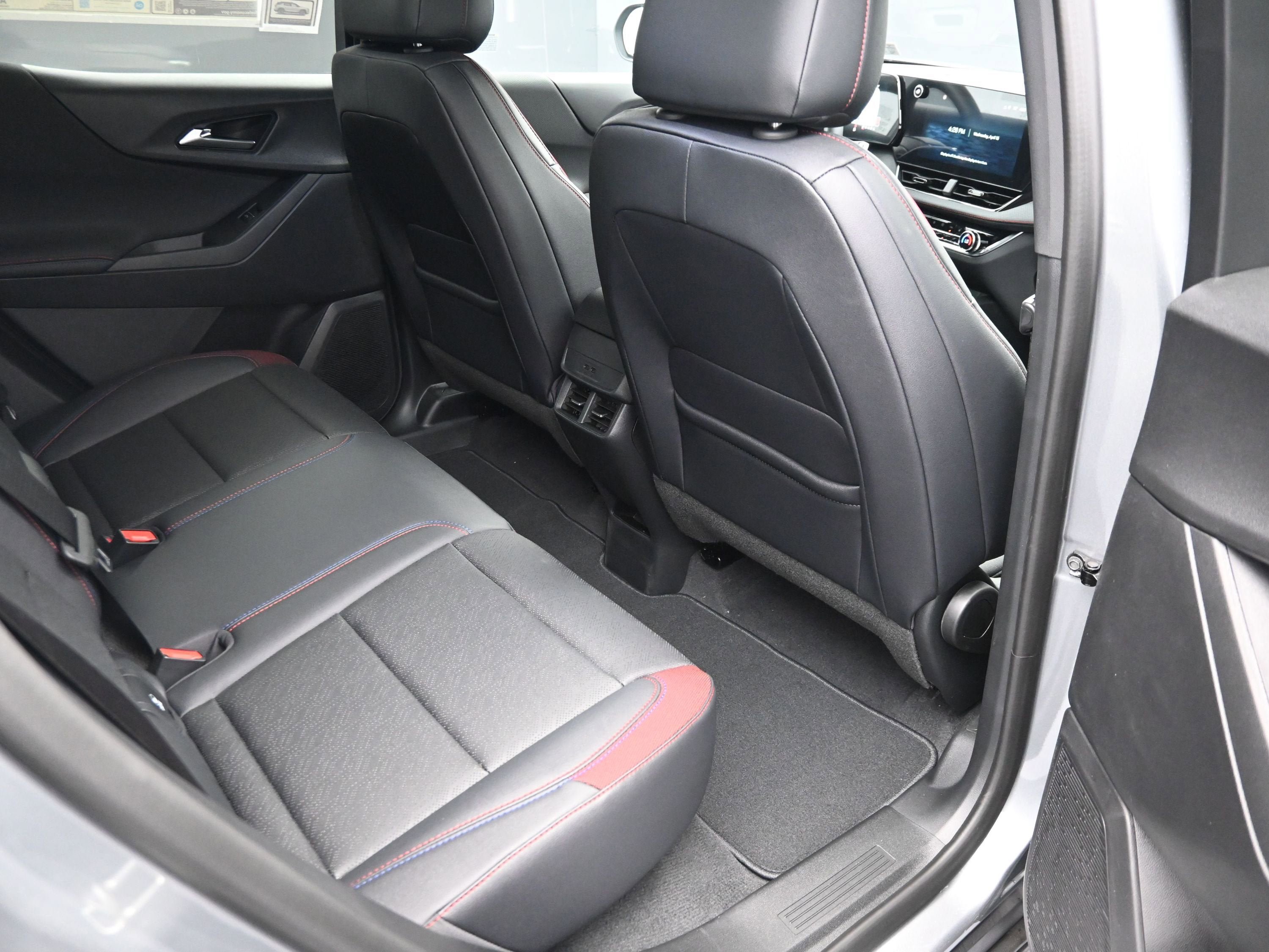 New 2026 Chevrolet Equinox RS w/ Safety and Technology Package AWD/4WD image 34