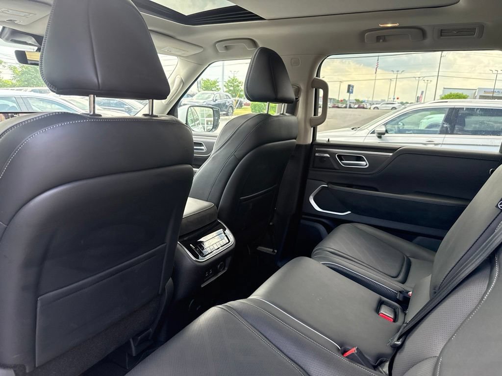Certified 2026 INFINITI QX80 Luxe w/ Cargo Package AWD/4WD image 27