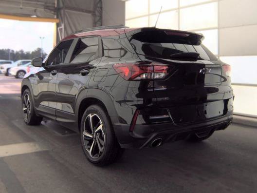 Used 2021 Chevrolet TrailBlazer RS w/ Sun and Liftgate Package FWD image 3
