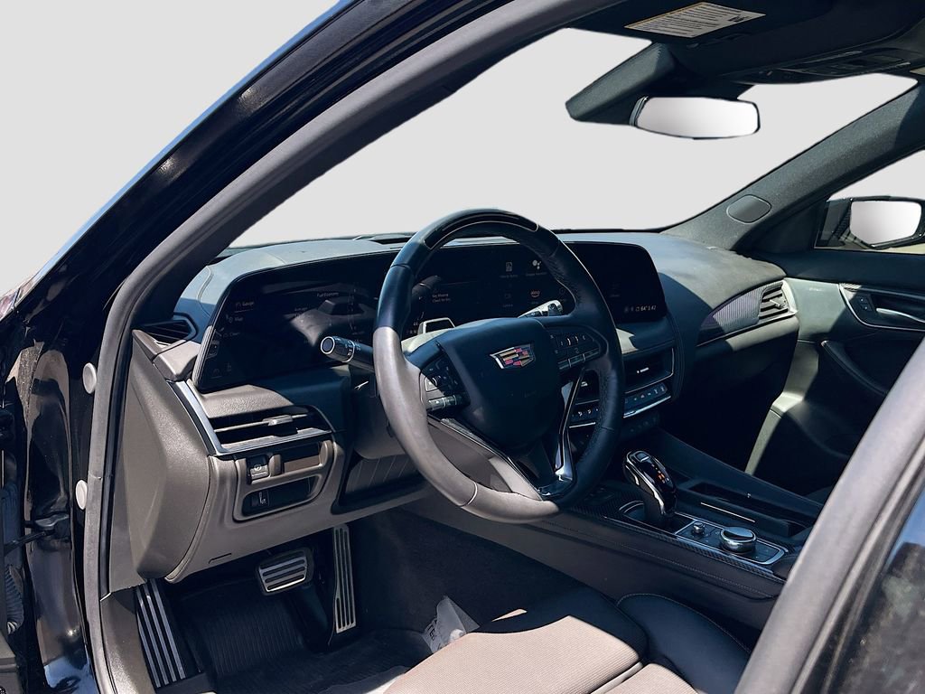 Used 2025 Cadillac CT5 Sport RWD image 9