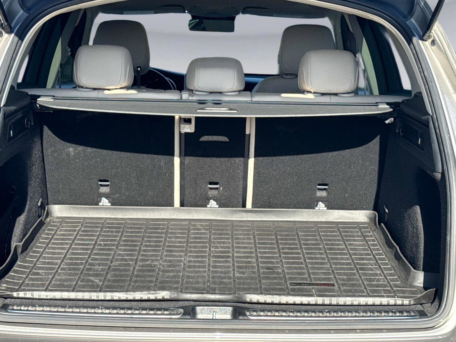 Used 2022 Mercedes-Benz GLC 300 GLC 300 image 12