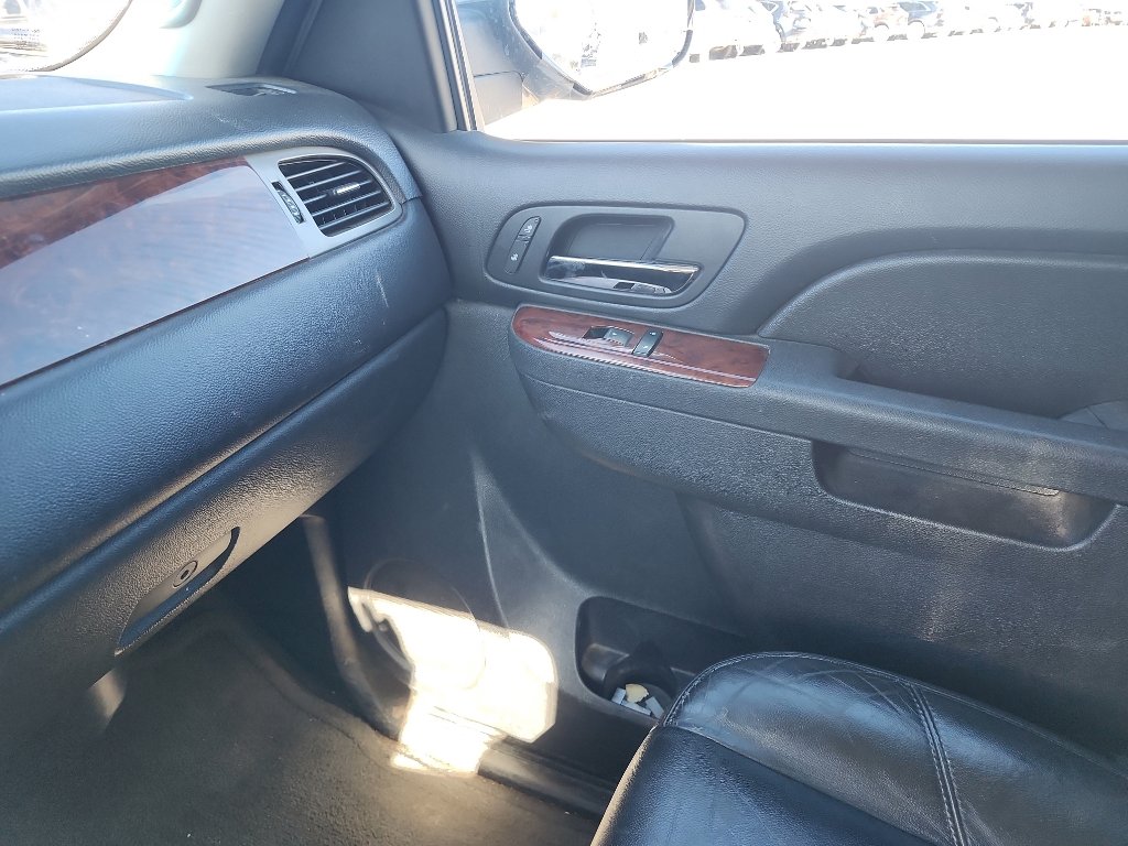 Used 2014 Chevrolet Tahoe LT w/ All-Star Edition image 28