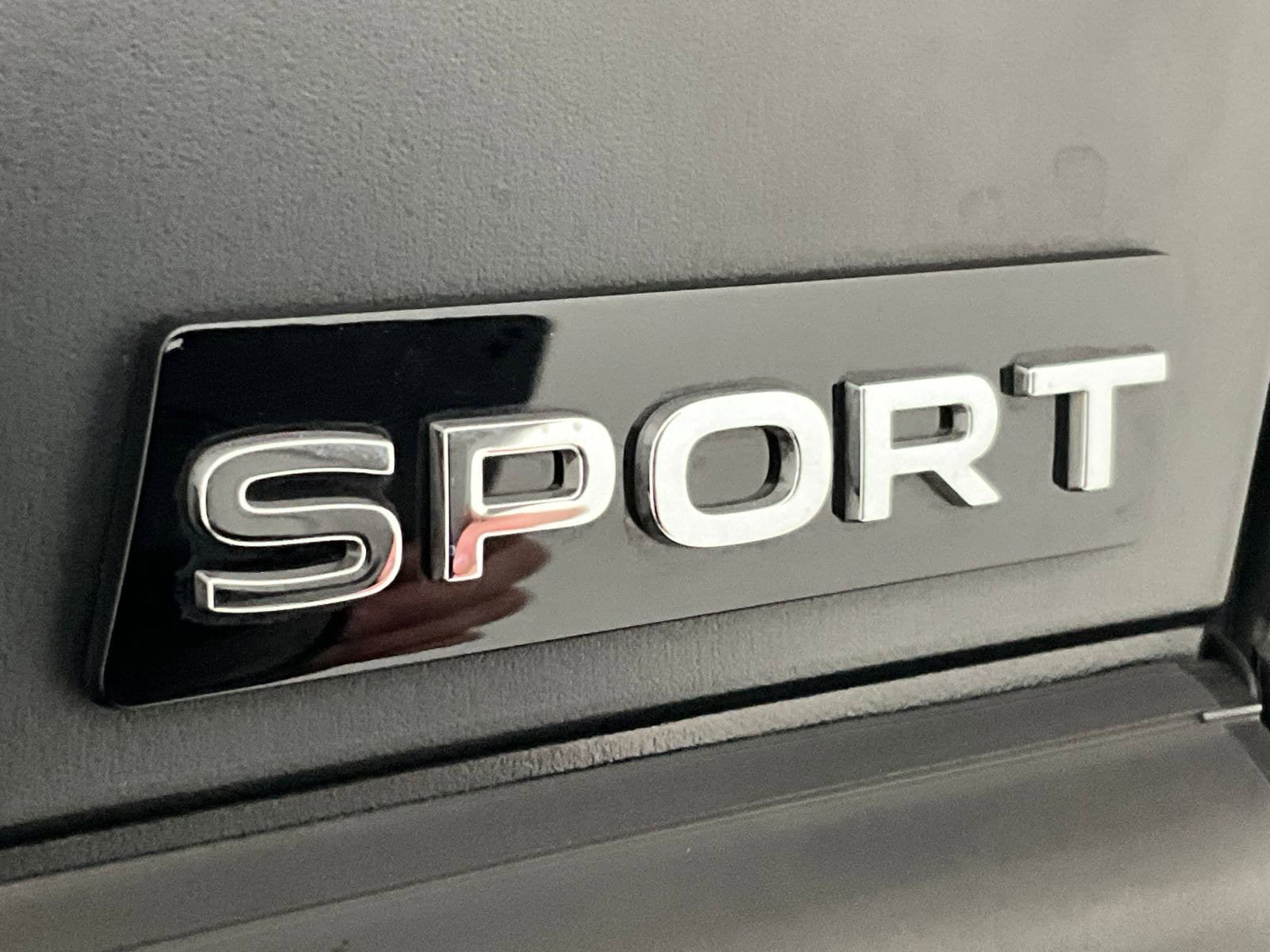 Used 2025 Volkswagen Jetta Sport FWD image 11