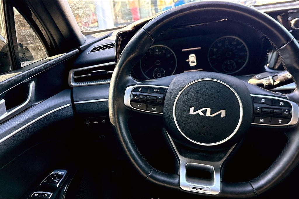 Used 2023 Kia K5 GT-Line w/ GT-Line Premium Package AWD/4WD image 13