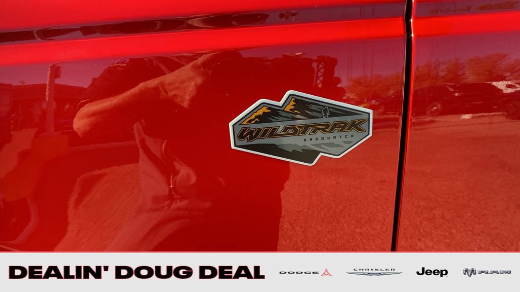 Used 2024 Ford Bronco Wildtrak image 14