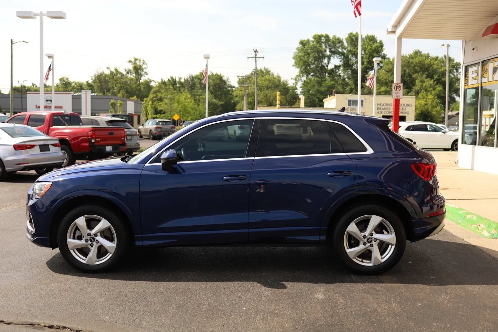 Used 2022 Audi Q3 2.0T Premium w/ Convenience Package AWD/4WD image 8