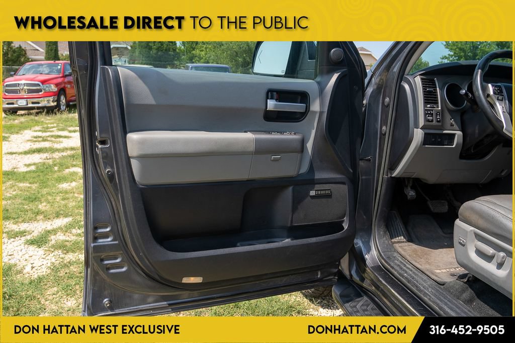 Used 2015 Toyota Sequoia Limited AWD/4WD image 16