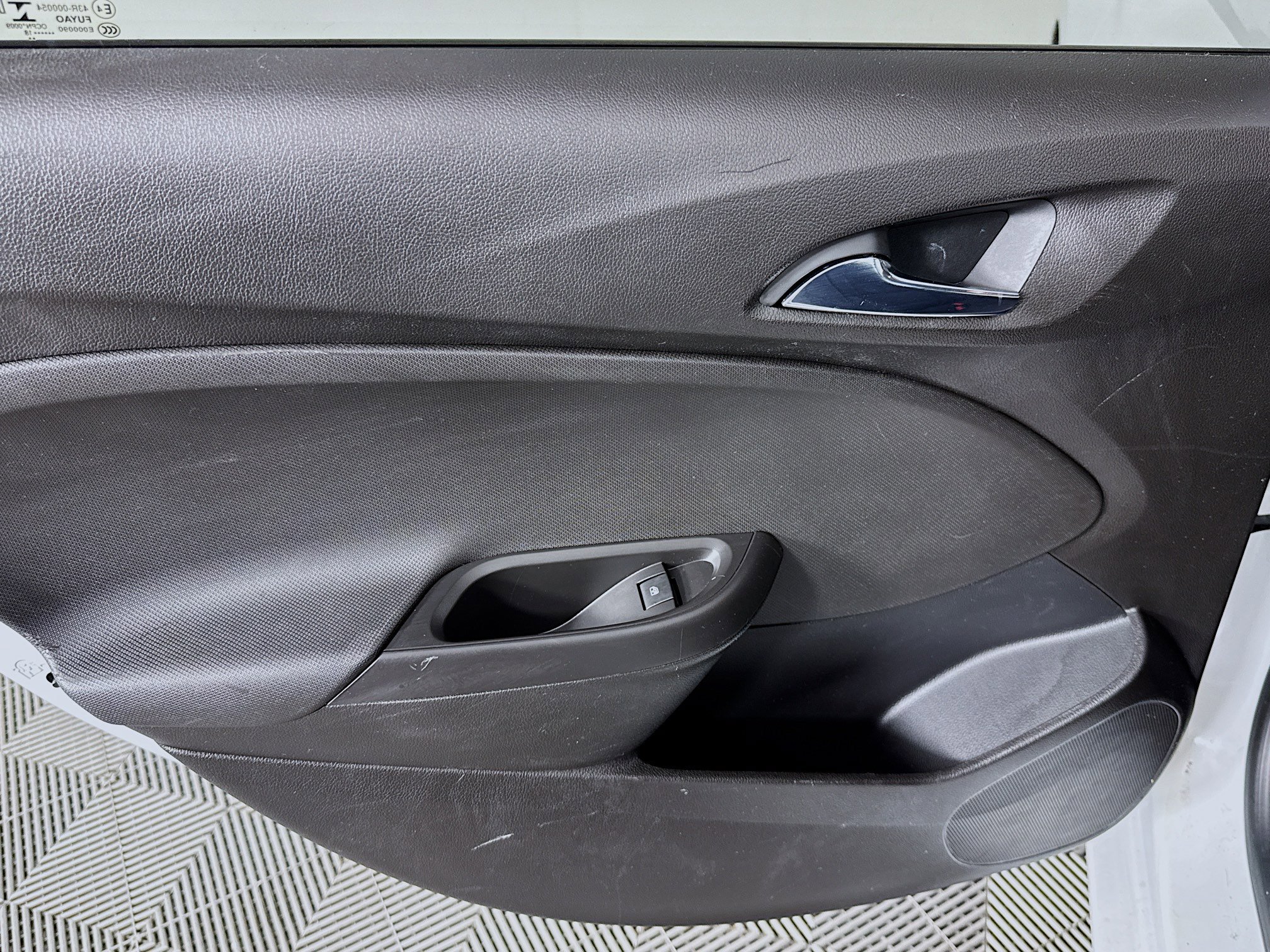 Used 2018 Chevrolet Cruze LS image 21