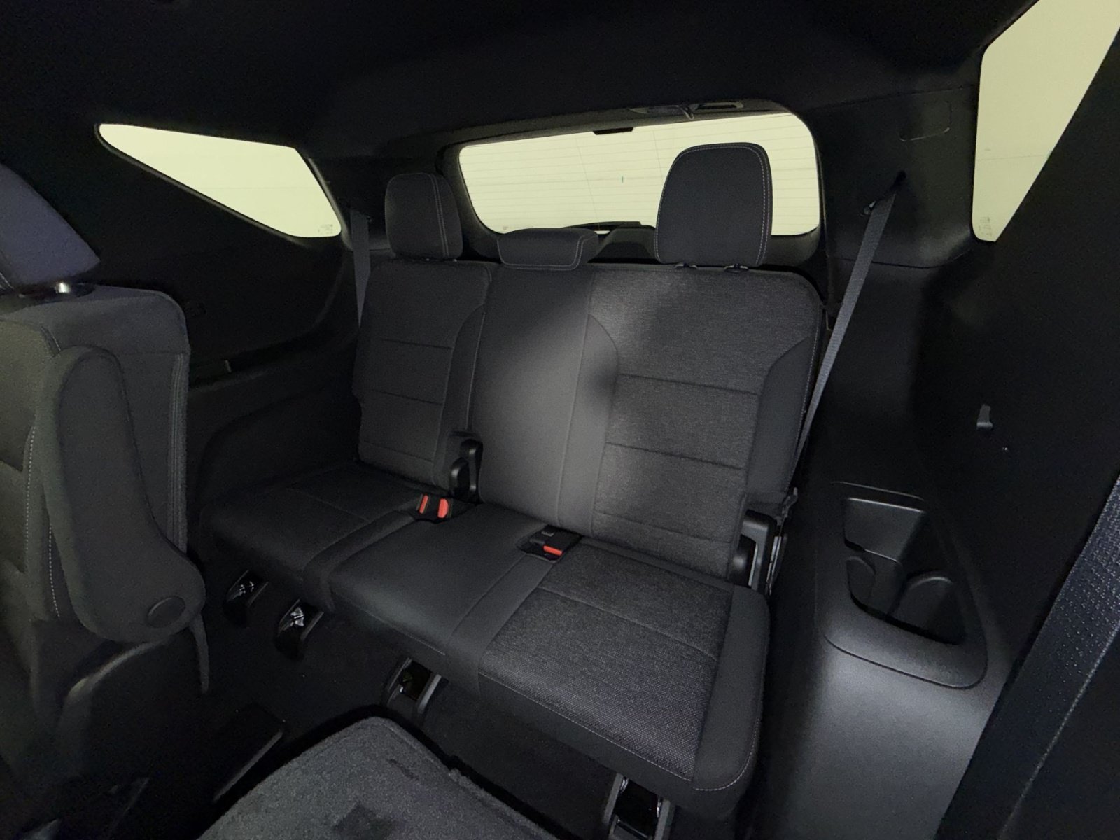 New 2027 Chevrolet Traverse LT w/ Driver Confidence Package FWD image 25