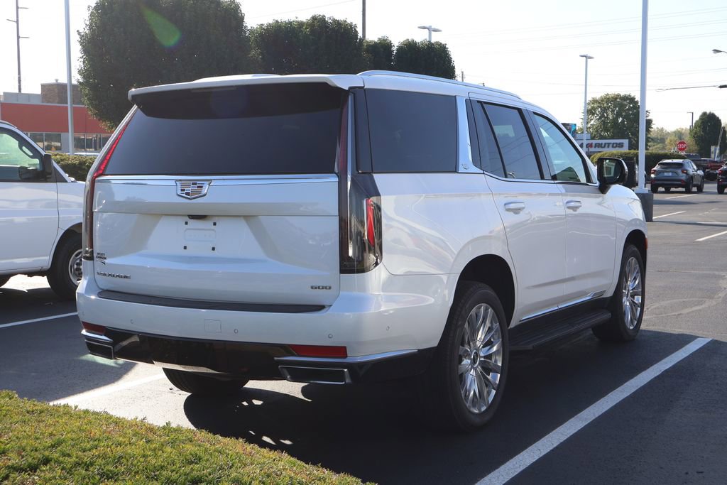 Used 2023 Cadillac Escalade Premium Luxury w/ Performance Package image 7