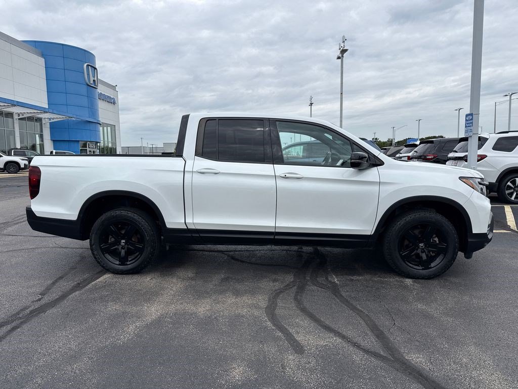 Certified 2022 Honda Ridgeline Black Edition image 4